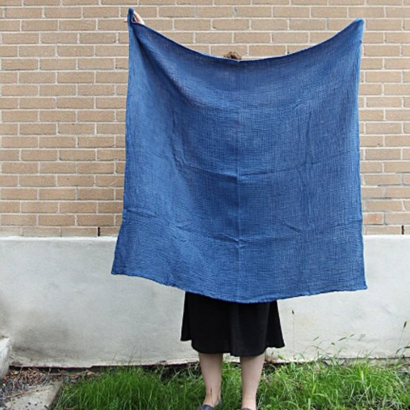 Laora Organic scarf in blueberry - Picture 4 of 6